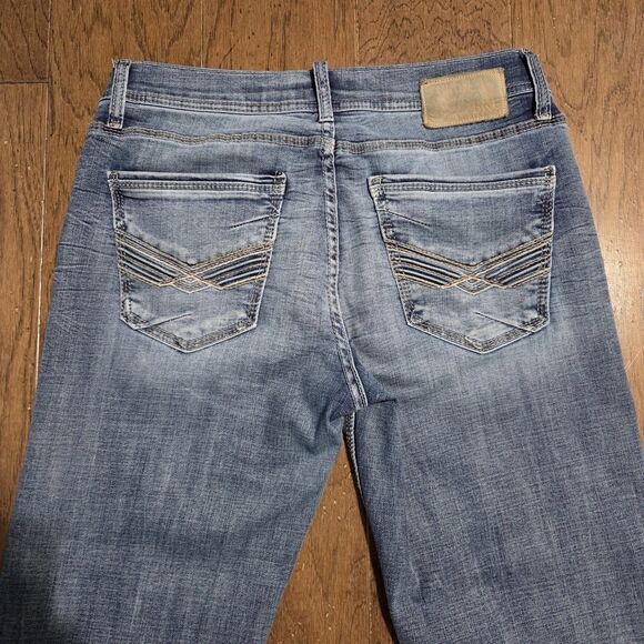 BKE Jeans Mens 32x32 Blue Jake Straight Light Wash Mid Rise Stretch Denim - Picture 6 of 8